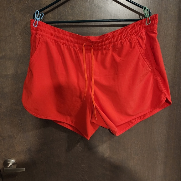 Womens Shorts - Picture 1 of 1
